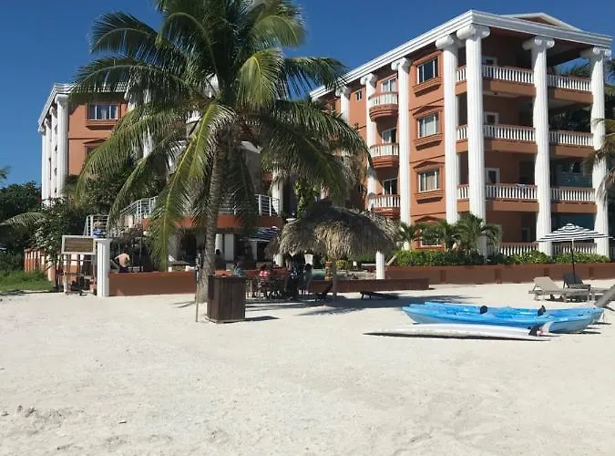 Hotel Lighthouse 3*
