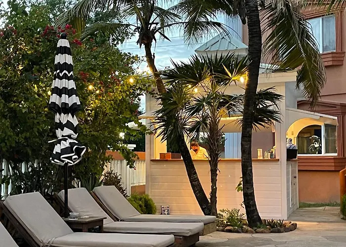 Hotel Lighthouse 3*