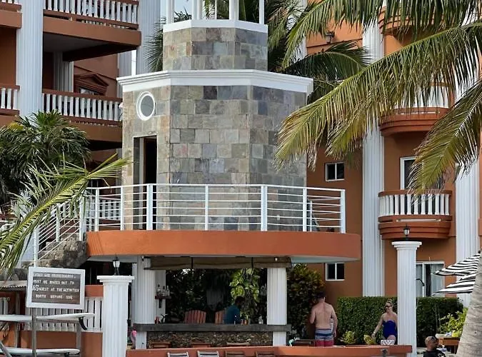 Hotel Lighthouse
